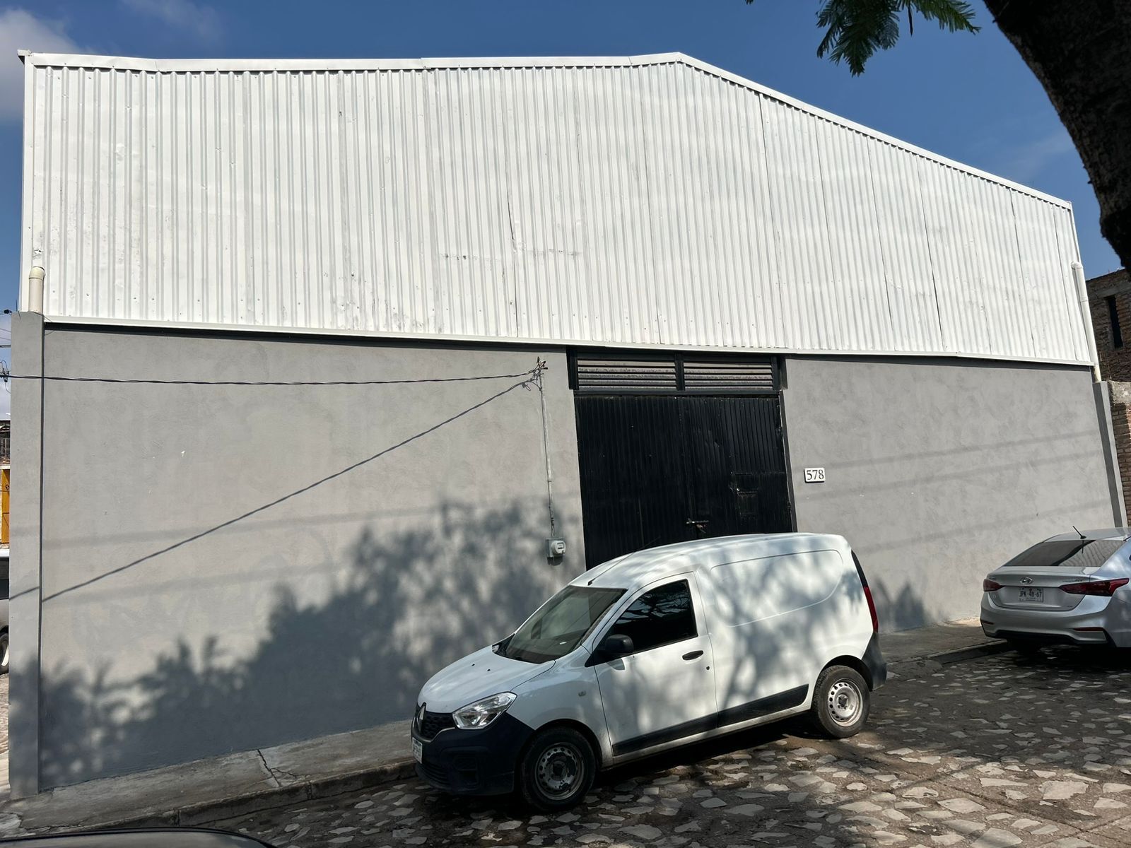 Interior del local PYAFI